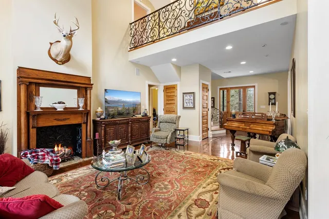 $455,000 | 1056 Turkey Ridge Road, Summit, MS 39666