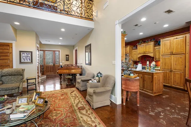 $455,000 | 1056 Turkey Ridge Road, Summit, MS 39666