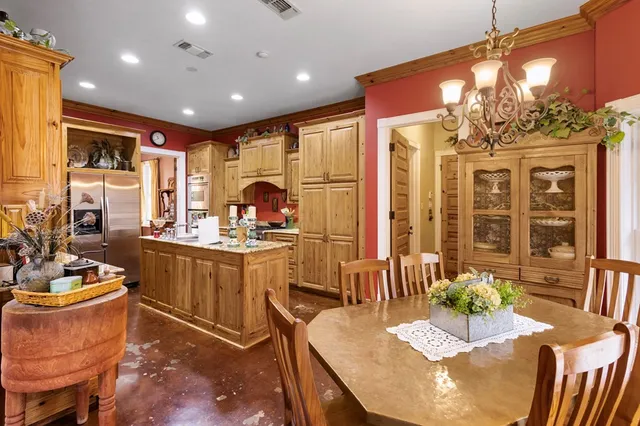 $455,000 | 1056 Turkey Ridge Road, Summit, MS 39666