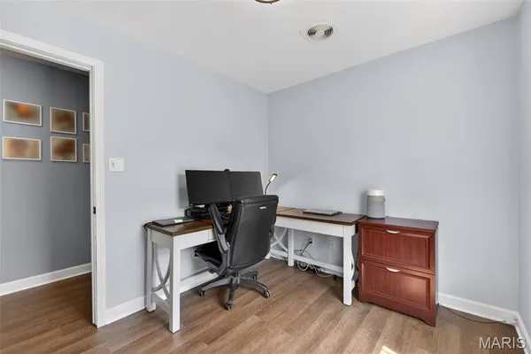 $249,900 | 104 East Hunters Ridge, Valmeyer, IL 62295