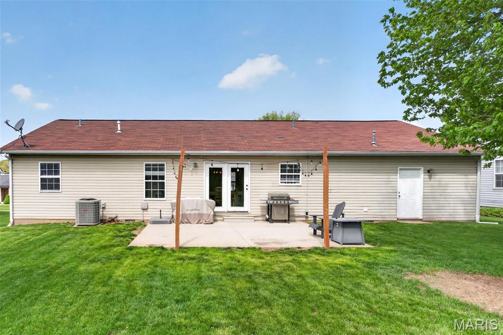 104 East Hunters Ridge Valmeyer, IL 62295 - Photo 24 of 28