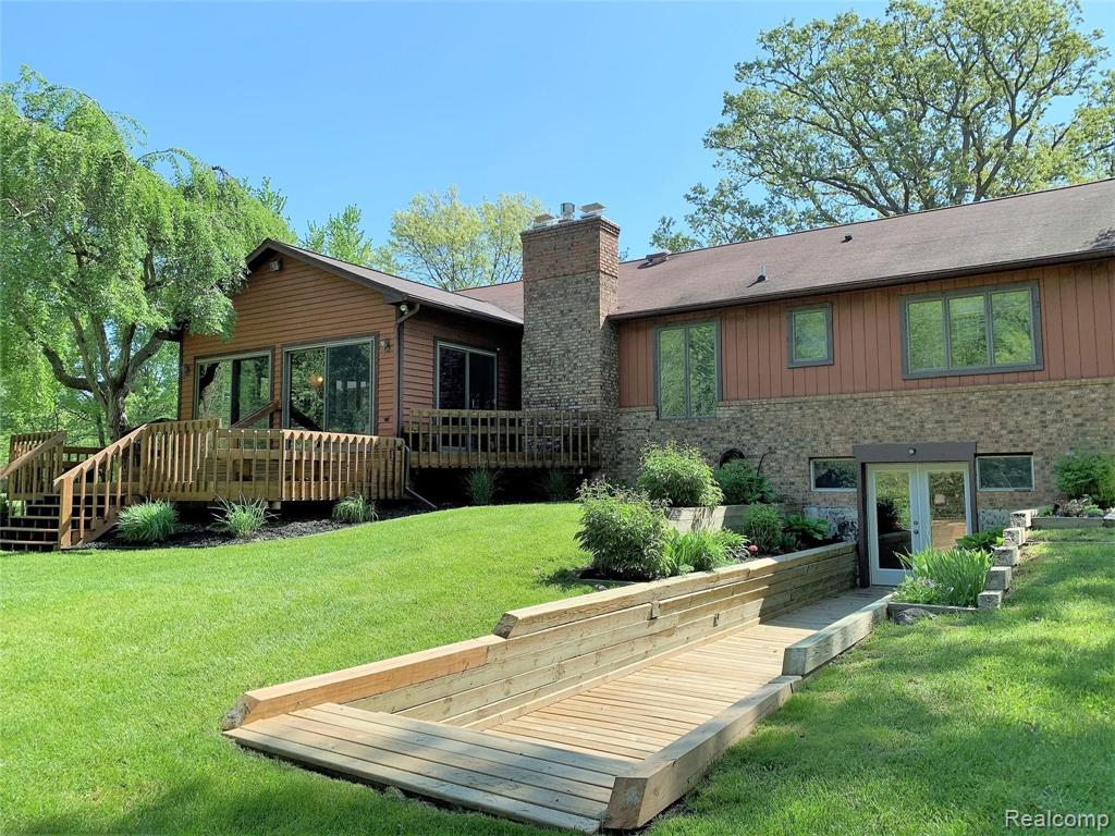 222 South Hacker Road Brighton, MI 48114 - Photo 40 of 50