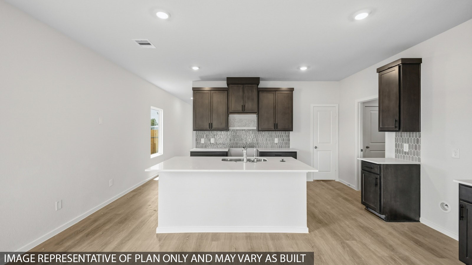 176 Rising Cedar Lane Hockley, TX 77447 - Photo 5 of 25 Gallery Image 5