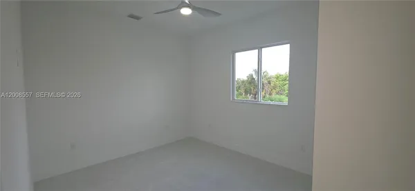 $2,000 | 322-324 Poplar Street, Unit 22, Lehigh Acres, FL 33974