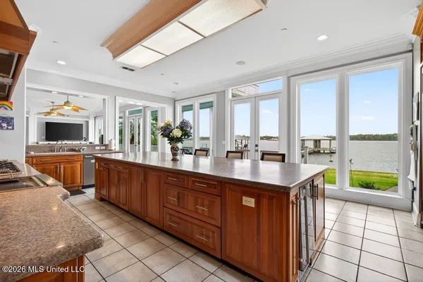 $1,400,000 | 489 Jordan Drive, Biloxi, MS 39531