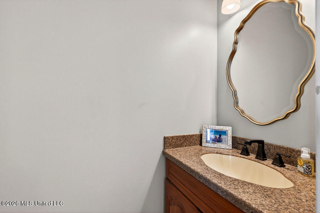 489 Jordan Drive Biloxi, MS 39531 - Photo 35 of 124 489JordanDr-45