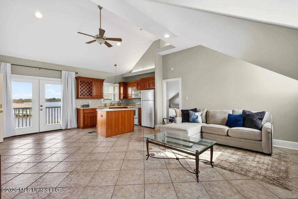 489 Jordan Drive Biloxi, MS 39531 - Photo 57 of 124 489JordanDr-77