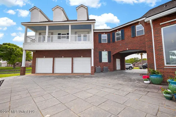 $1,400,000 | 489 Jordan Drive, Biloxi, MS 39531