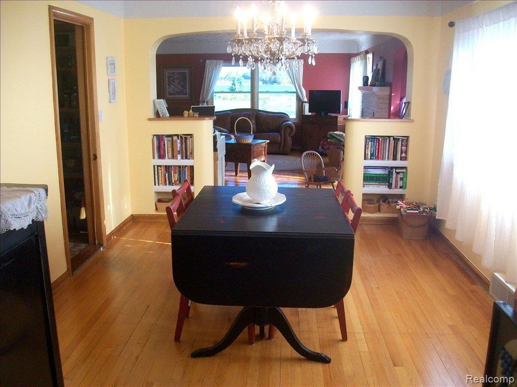 607 Fitz Road Goodells, MI 48027 - Photo 11 of 22 100_1770