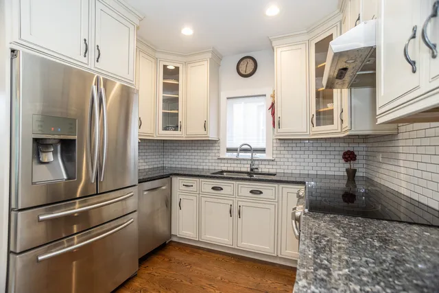 $619,000 | 3728 North Oak Park Avenue, Chicago, IL 60634