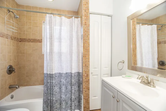 $619,000 | 3728 North Oak Park Avenue, Chicago, IL 60634