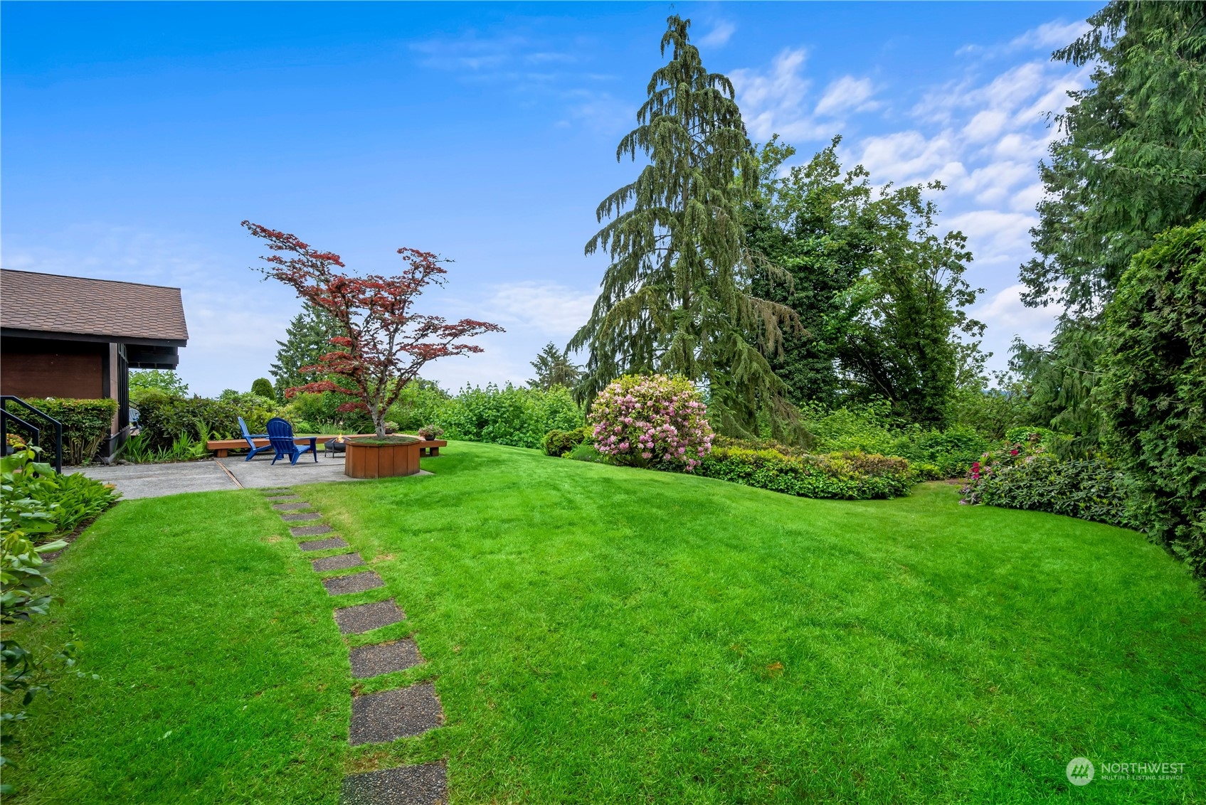 25616 Lake Fenwick Road South Kent, WA 98032 - Photo 9 of 40 Gallery Image 9