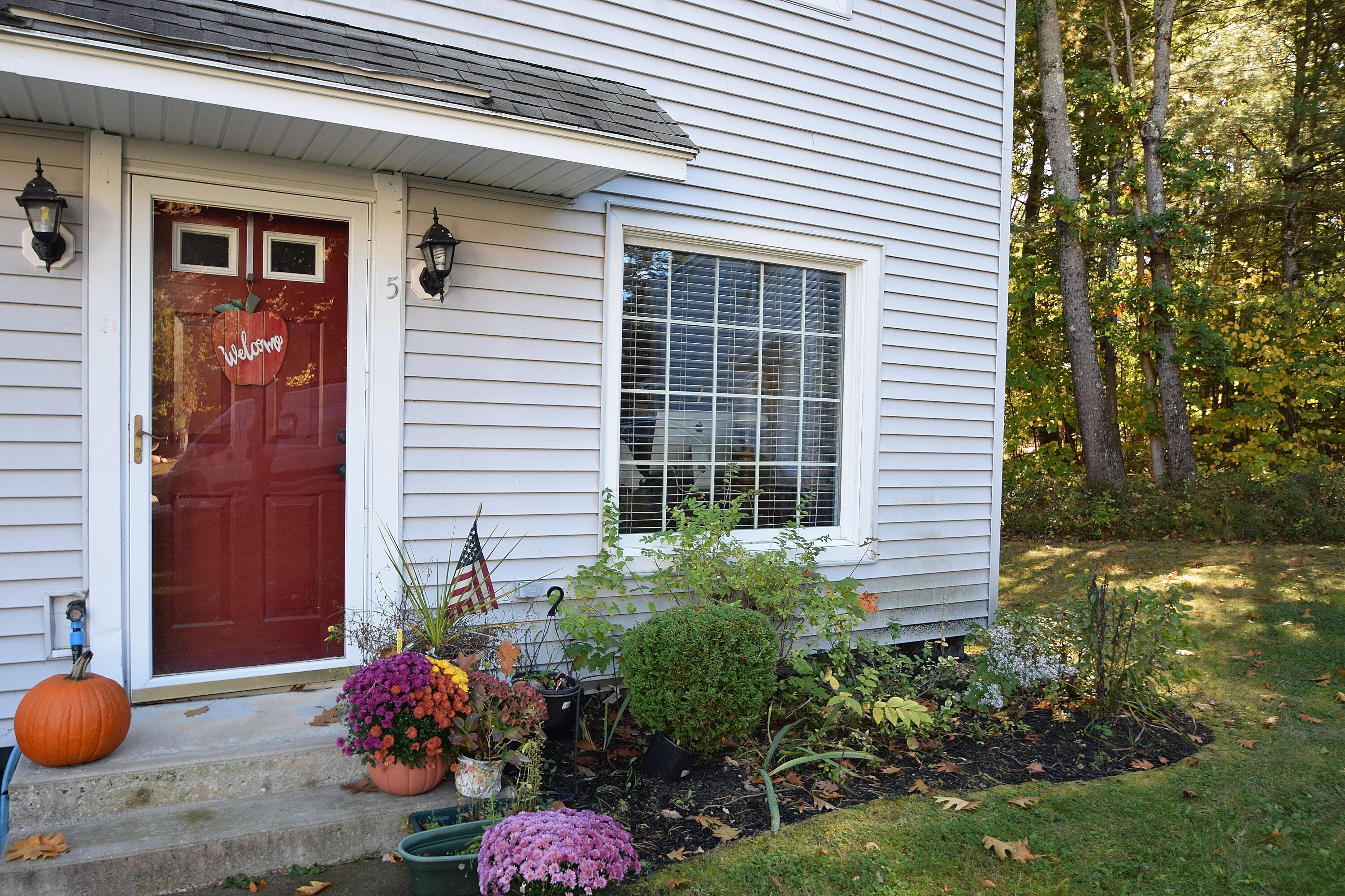 29 Old Orchard Road, Unit 5 Saco, ME 04072 - Photo 2 of 41 DSC_0182