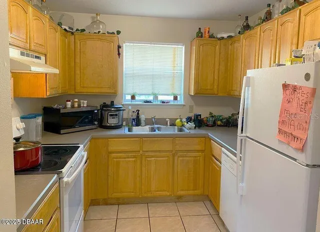 $375,000 | 23 Regent Lane, Palm Coast, FL 32164