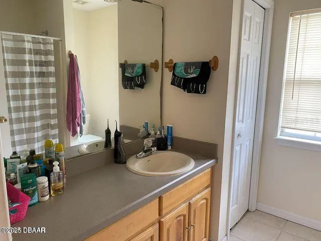 $375,000 | 23 Regent Lane, Palm Coast, FL 32164