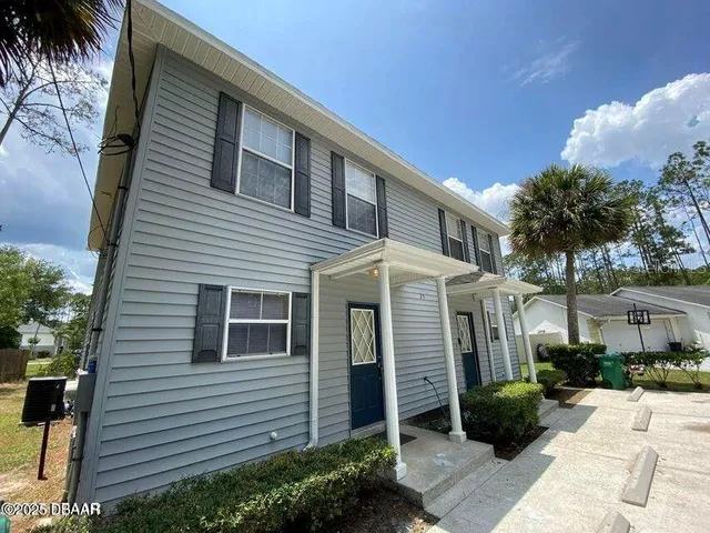 $375,000 | 23 Regent Lane, Palm Coast, FL 32164