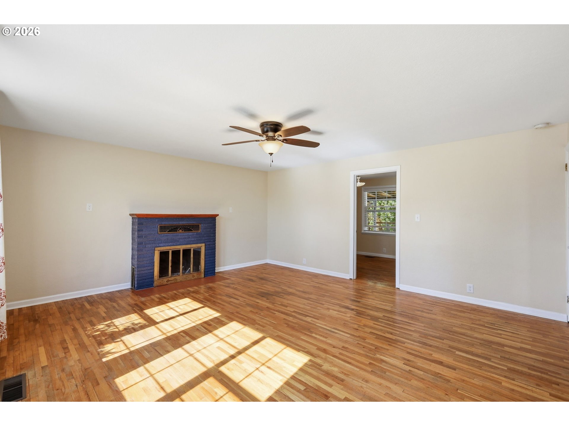 2063 2nd Street Springfield, OR 97477 - Photo 6 of 45