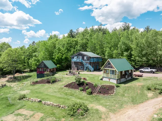 $943,800 | 10 Trista Lane, Mercer, ME 04957