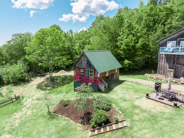 $943,800 | 10 Trista Lane, Mercer, ME 04957