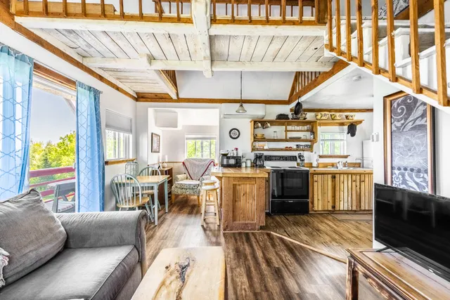 $943,800 | 10 Trista Lane, Mercer, ME 04957