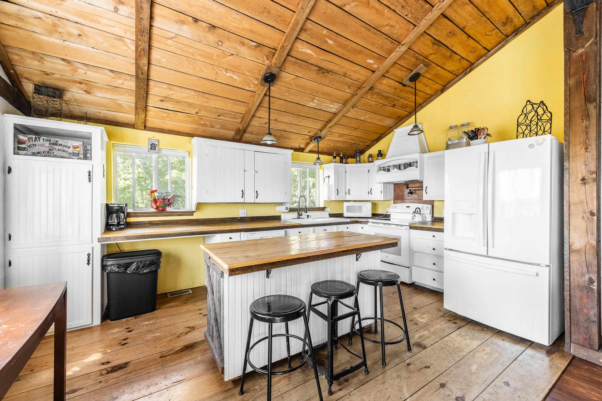 10 Trista Lane Mercer, ME 04957 - Photo 9 of 48 Main House Interiors-9