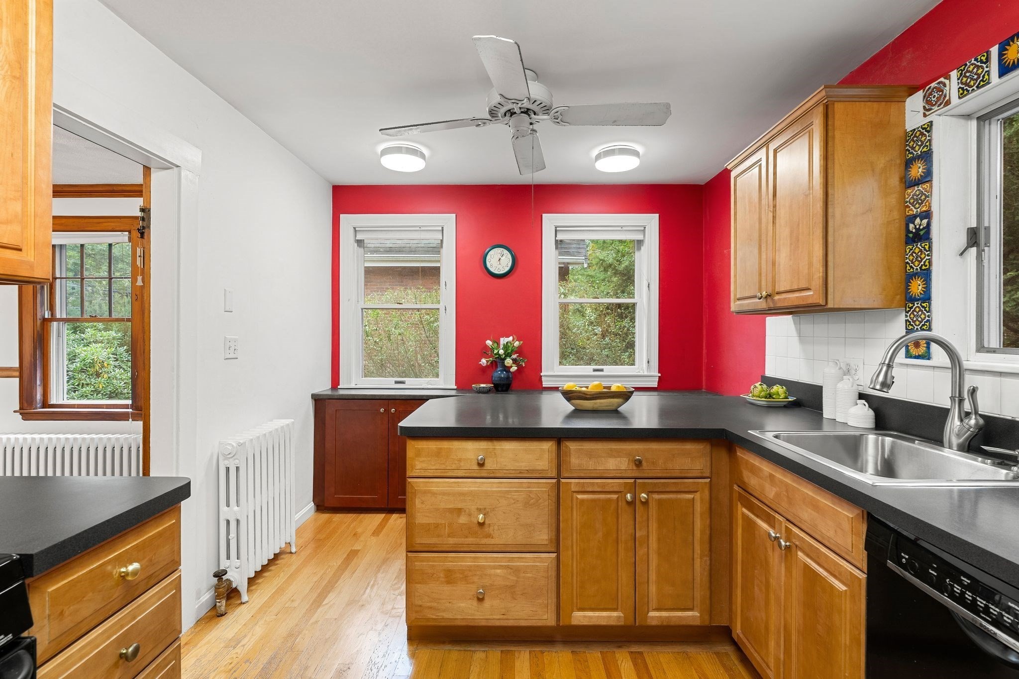 21 Valentine Road Arlington, MA 02476 - Photo 13 of 41 Gallery Image 13