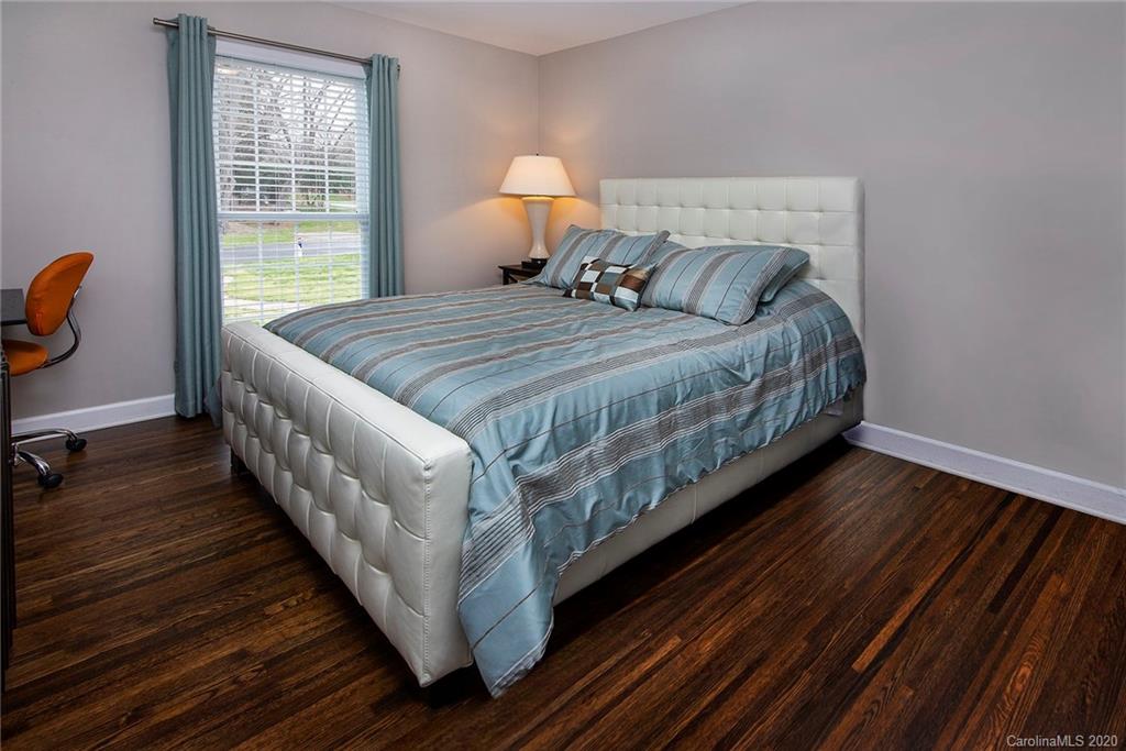 2744 Goneaway Road Charlotte, NC 28210 - Photo 14 of 21 Gallery Image 14
