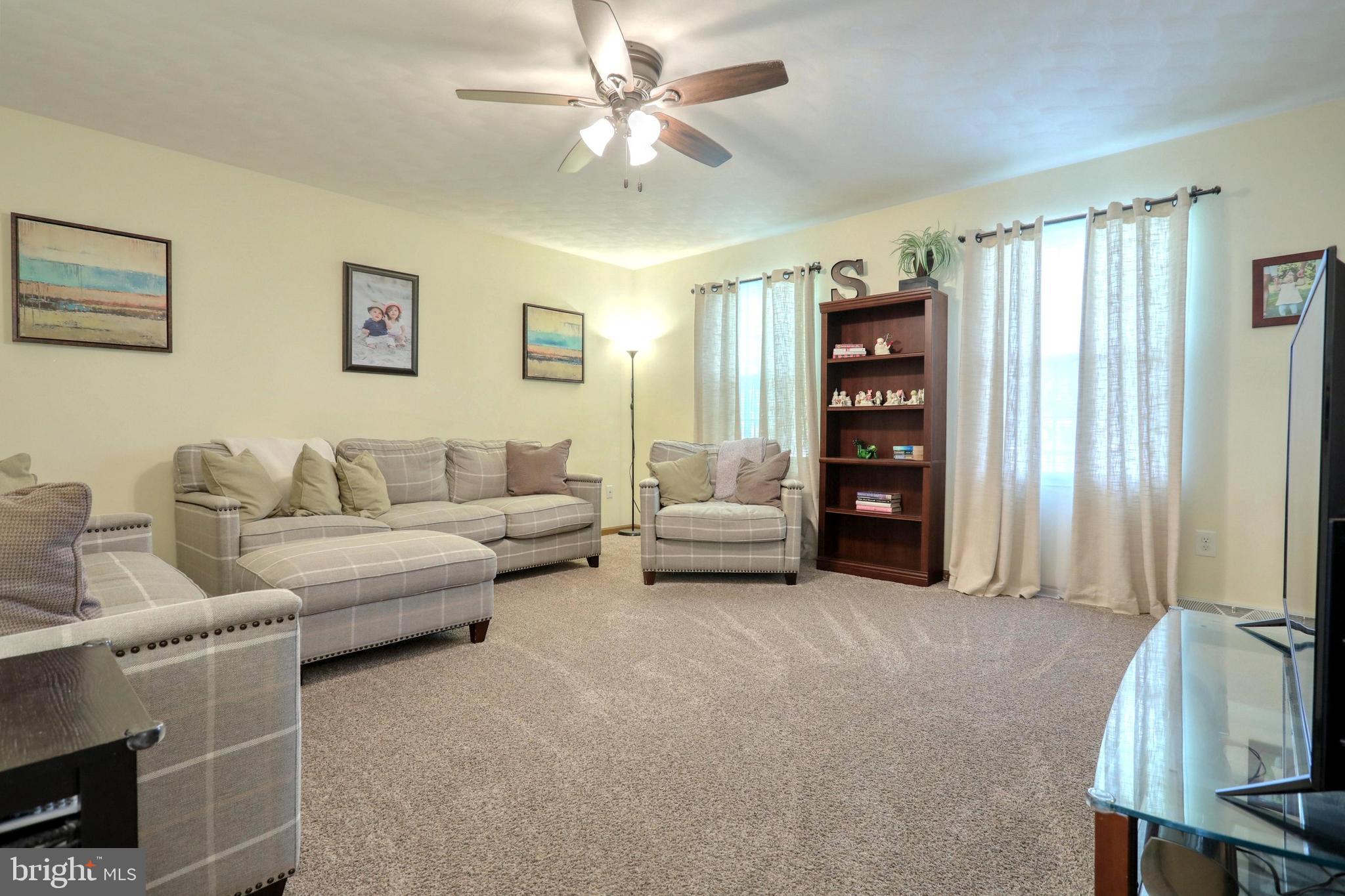 1006 Friar Run Hanover, PA 17331 - Photo 14 of 36 Living Room
