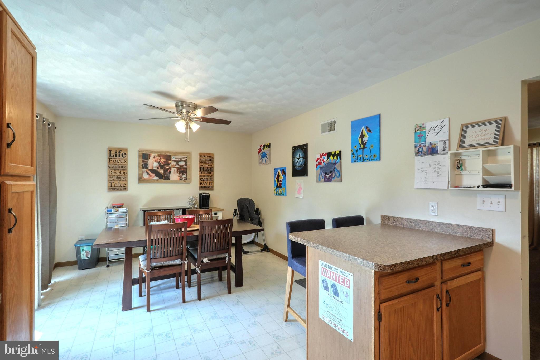 1006 Friar Run Hanover, PA 17331 - Photo 20 of 36 Kitchen / Dining Area