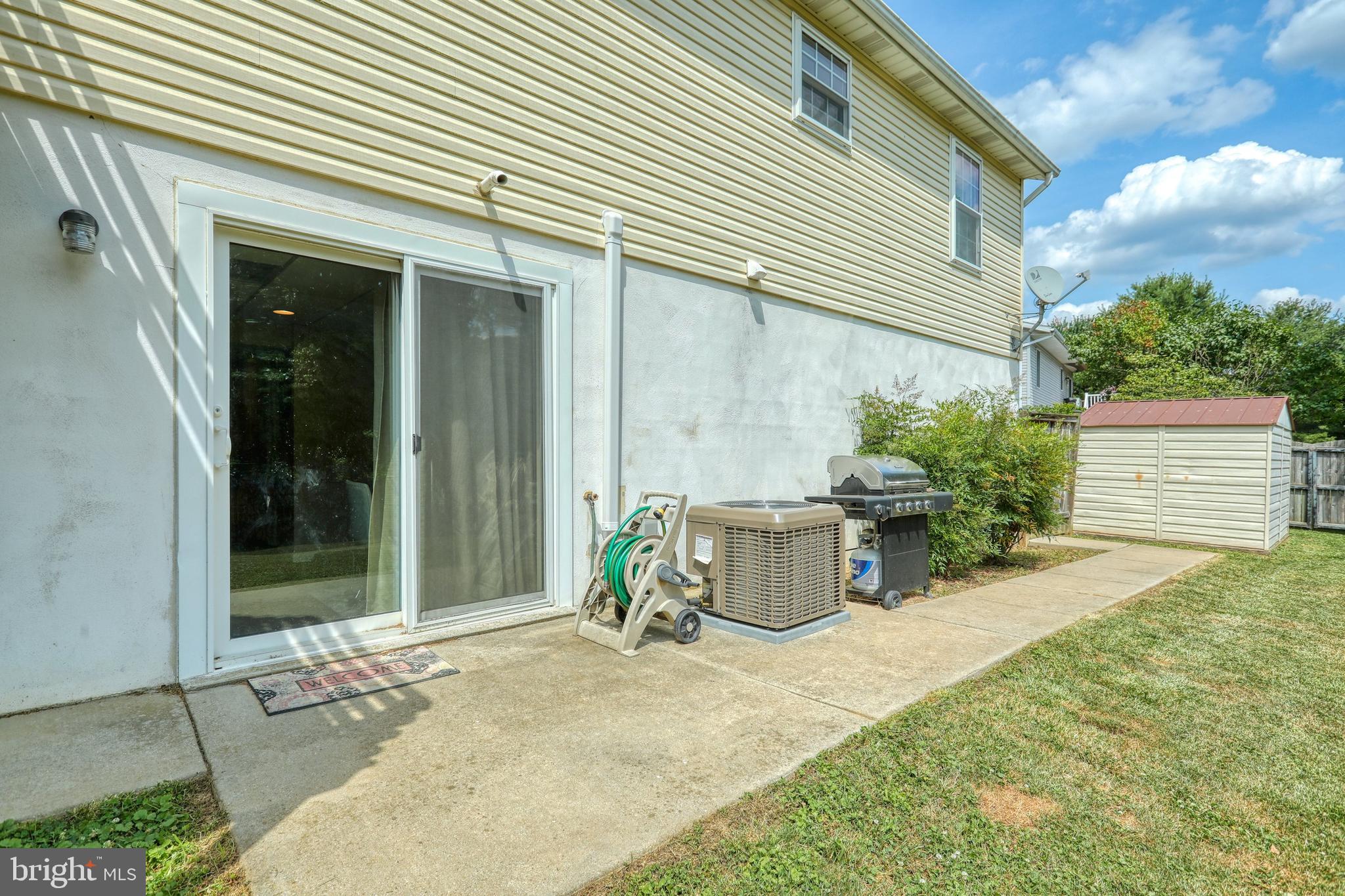 1006 Friar Run Hanover, PA 17331 - Photo 8 of 36 Gallery Image 8