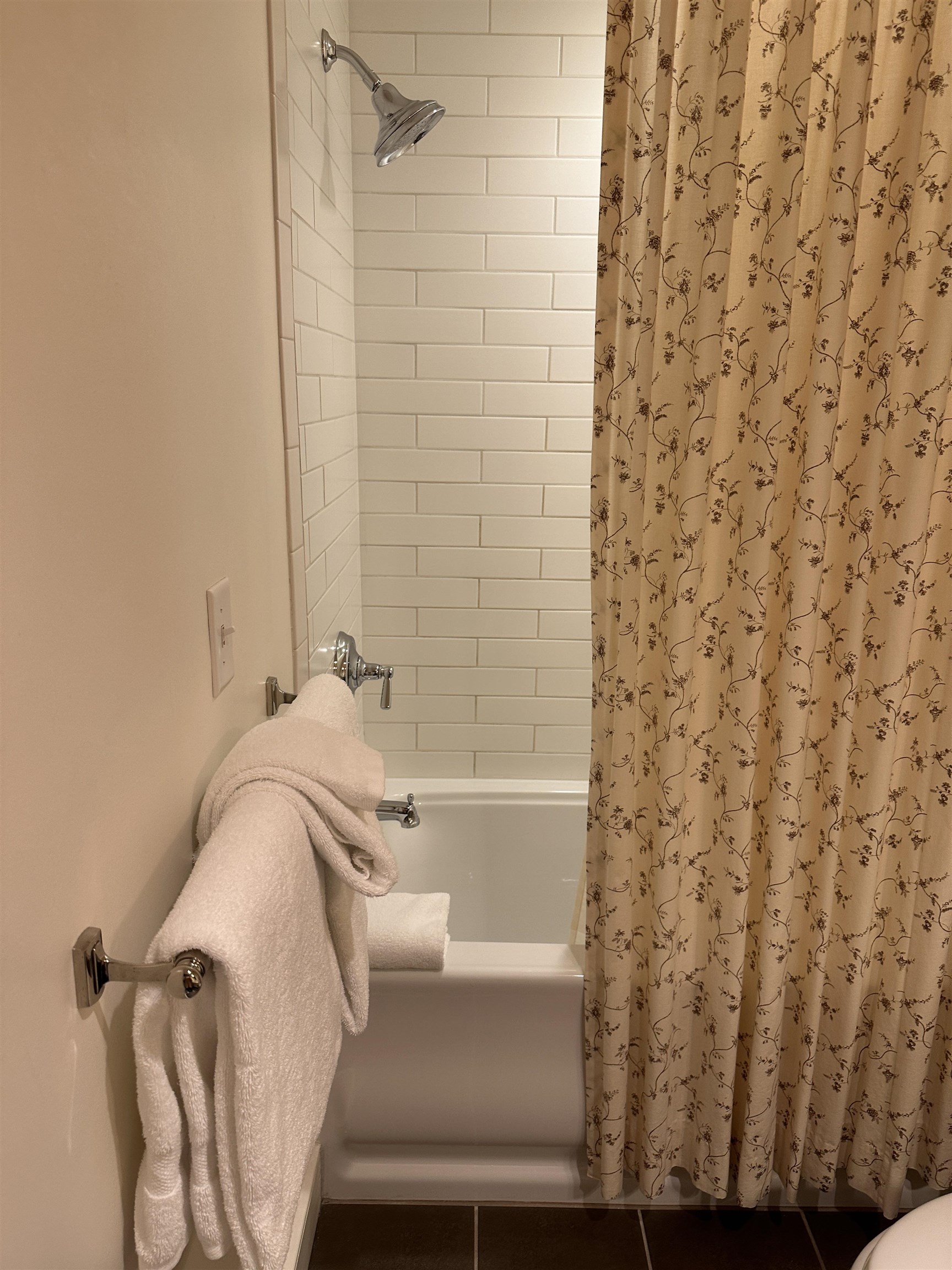 102 Forest Drive, Unit 210 (LO 212) / III CLAY BROOK AT SUGARBUSH Warren, VT 05674 - Photo 18 of 27