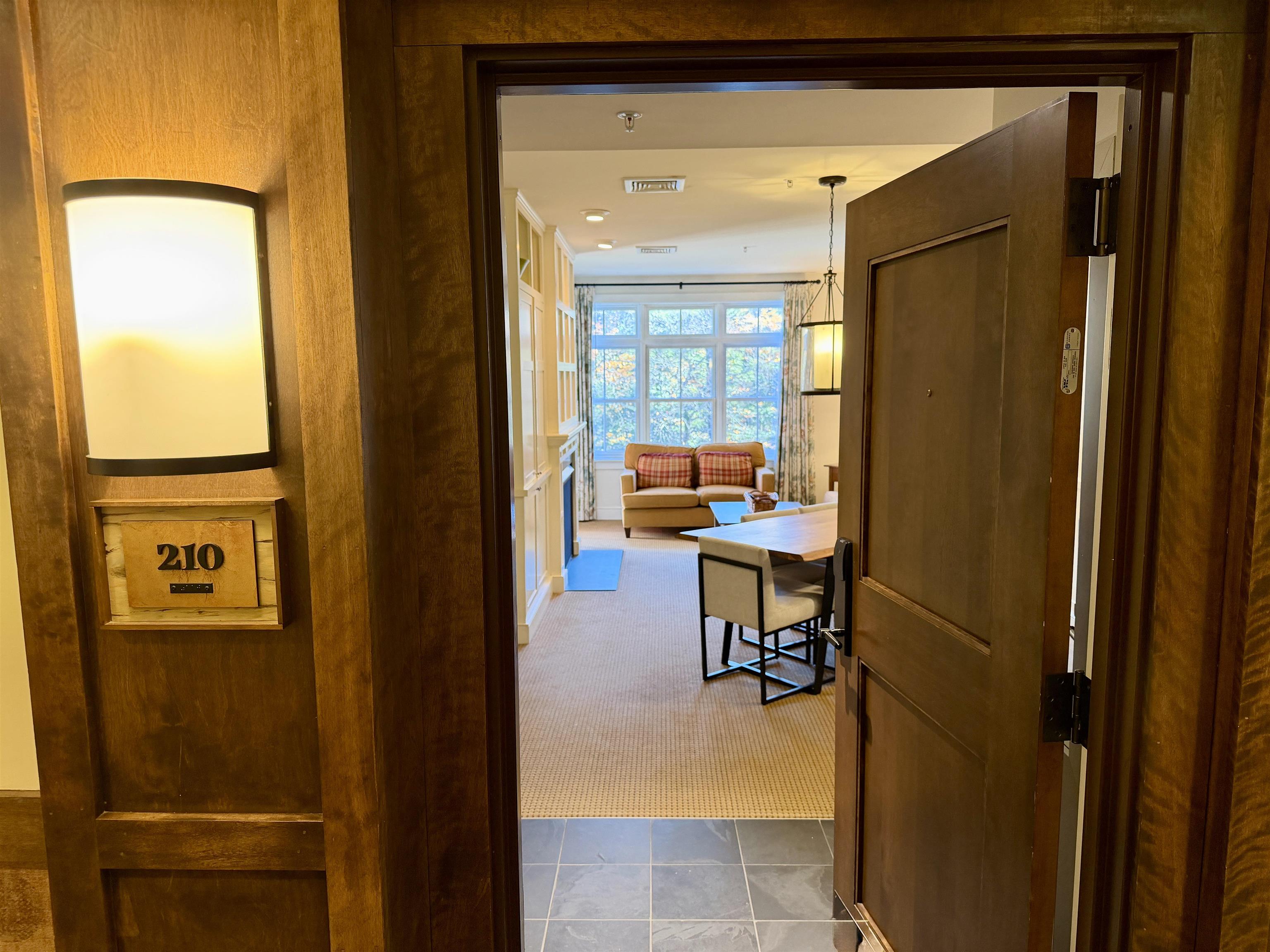 102 Forest Drive, Unit 210 (LO 212) / III CLAY BROOK AT SUGARBUSH Warren, VT 05674 - Photo 2 of 27