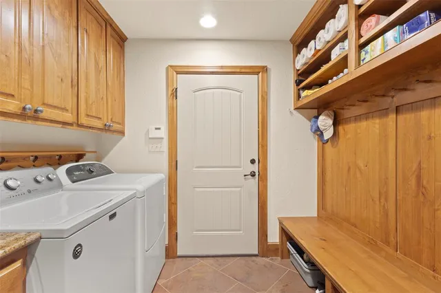 $675,000 | 168 Texoma Bluffs Circle, Gordonville, TX 76245