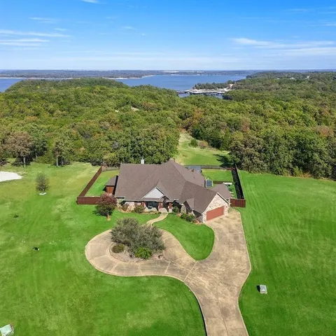 $675,000 | 168 Texoma Bluffs Circle, Gordonville, TX 76245