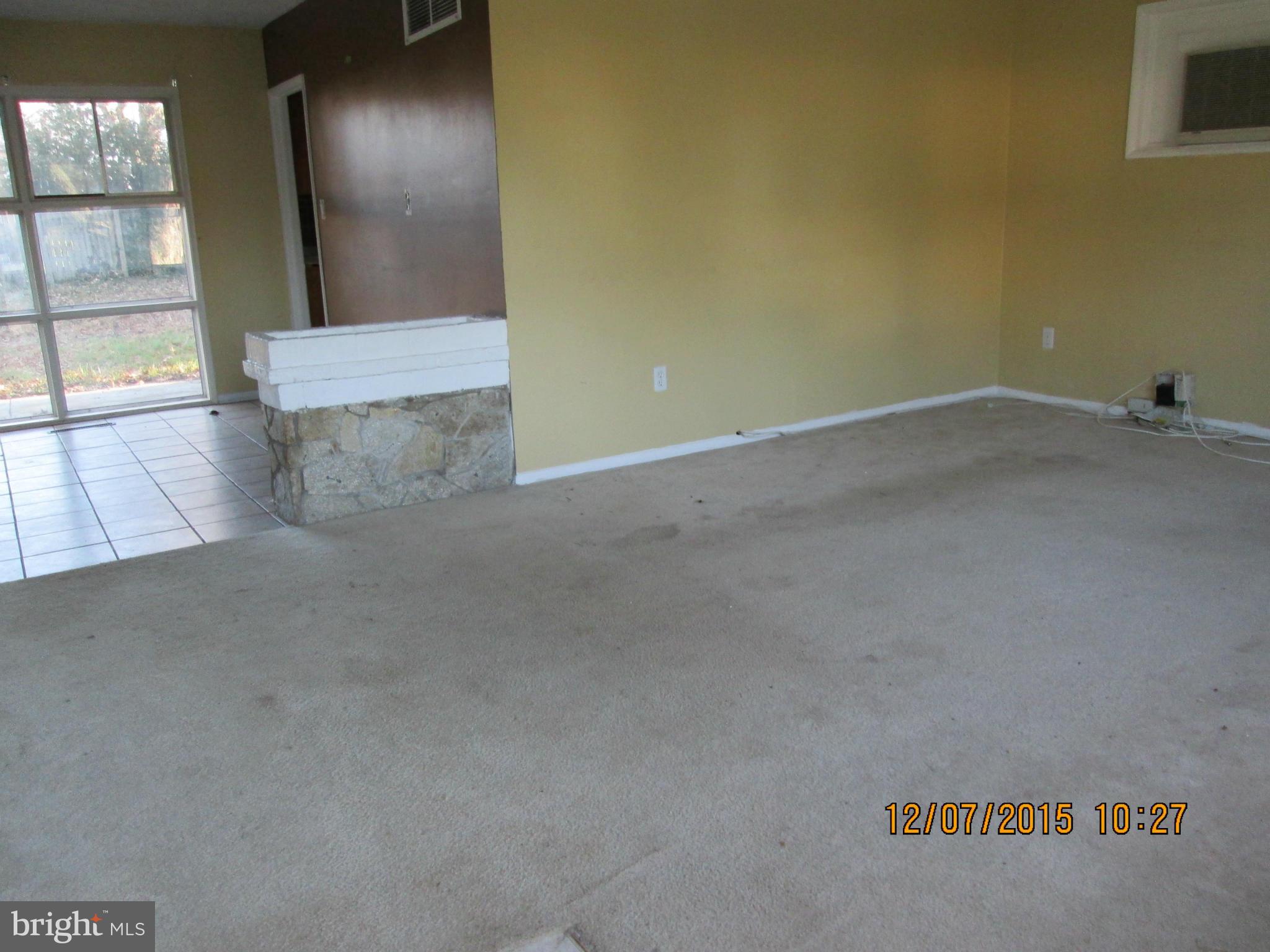 5906 Robindale Road Catonsville, MD 21228 - Photo 2 of 17 Living Room