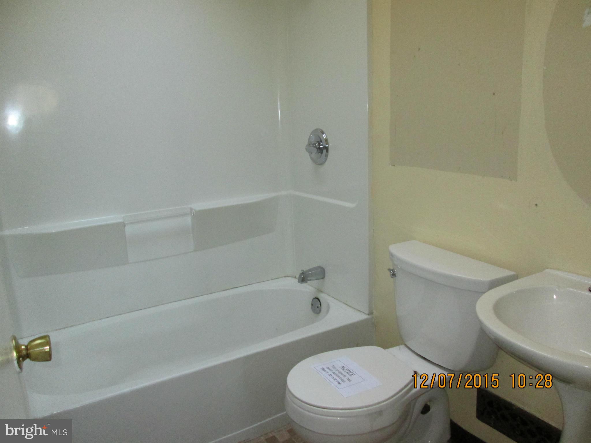 5906 Robindale Road Catonsville, MD 21228 - Photo 10 of 17 Bath