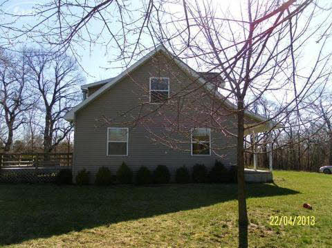 13261 Foley Road Fenton, MI 48430 - Photo 2 of 11 20353473-1.JPG