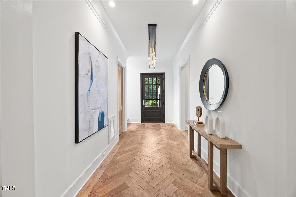 2120 Kipawa Street Raleigh, NC 27607 - Photo 5 of 77 20-2A1A8638