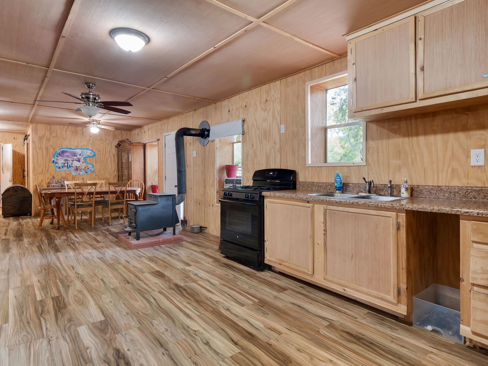 2910 Page Road Perry, FL 32347 - Photo 1 of 20