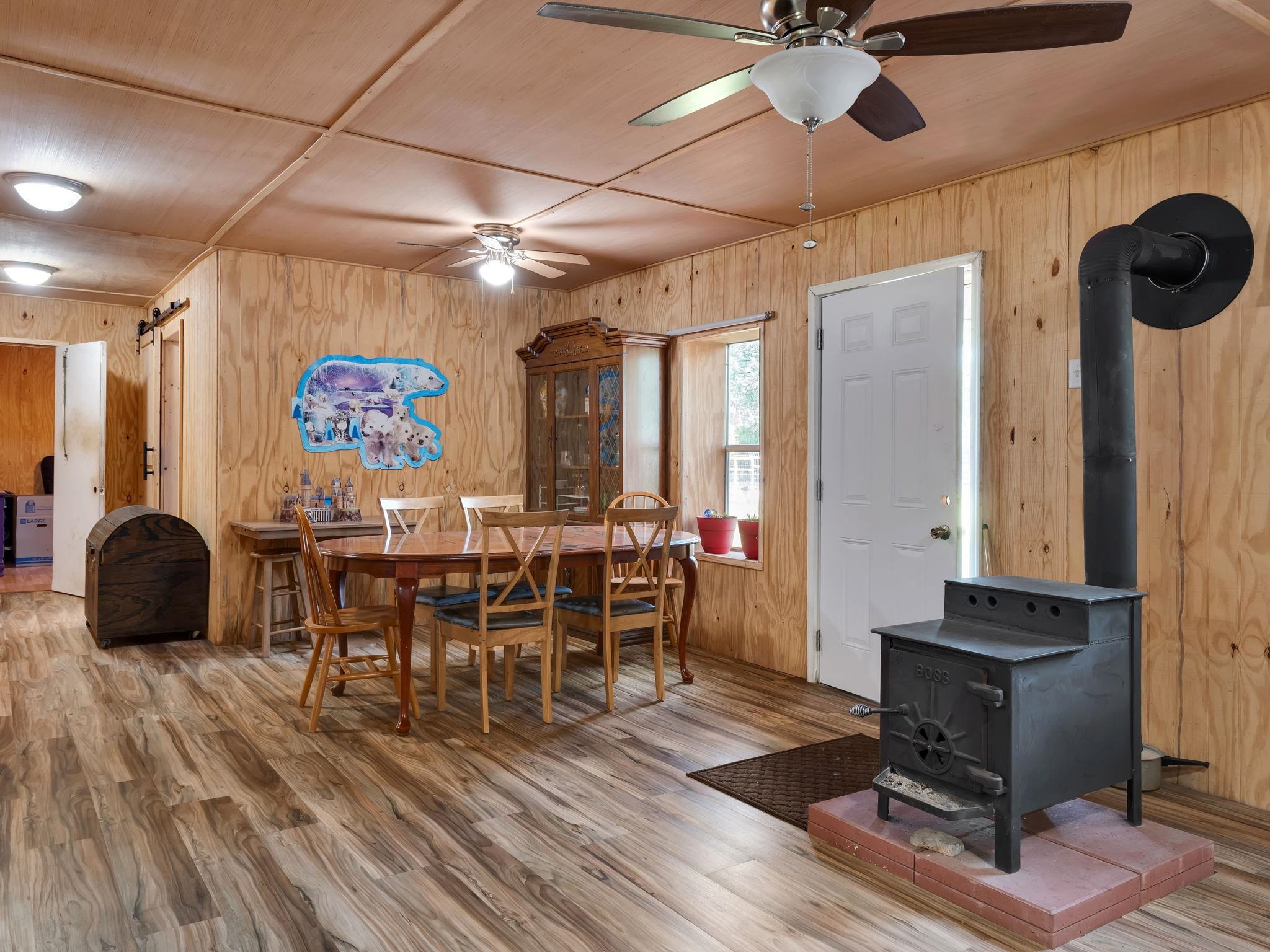 2910 Page Road Perry, FL 32347 - Photo 3 of 20
