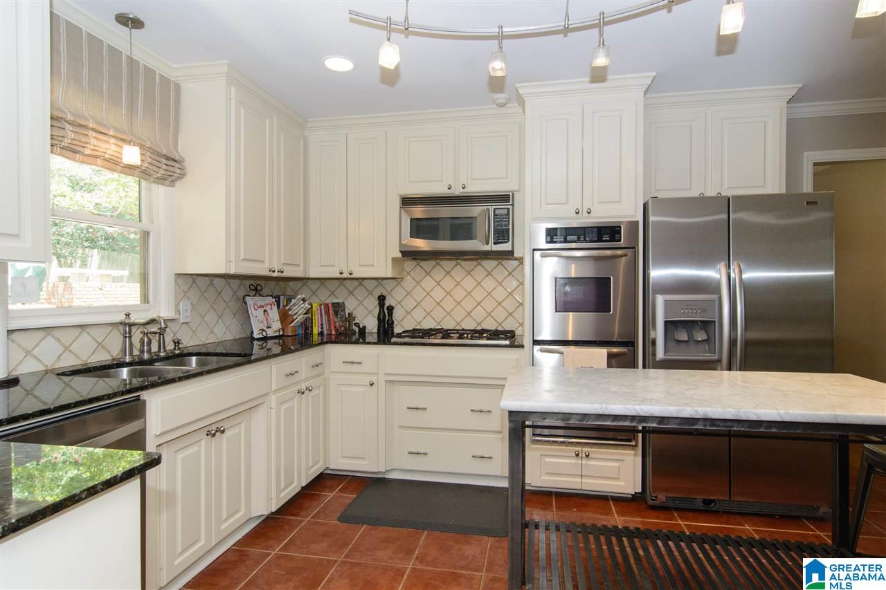 718 Lexington Road Birmingham, AL 35216 - Photo 11 of 37