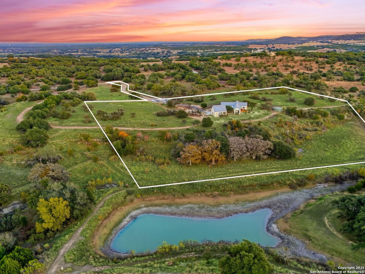 577 Cattle Creek Road Johnson City, TX 78636 - Photo 4 of 68