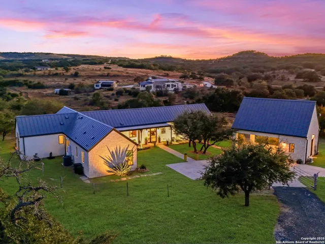 $1,675,000 | 577 Cattle Creek Road, Johnson City, TX 78636