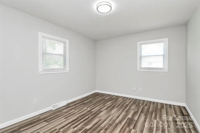 $999 | 610 Temple Street, Kings Mountain, NC 28086