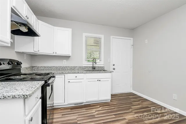 $999 | 610 Temple Street, Kings Mountain, NC 28086