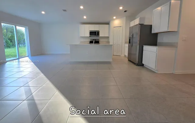 $2,299 | 5034 Barnet Drive, Unit 5034, Davenport, FL 33837