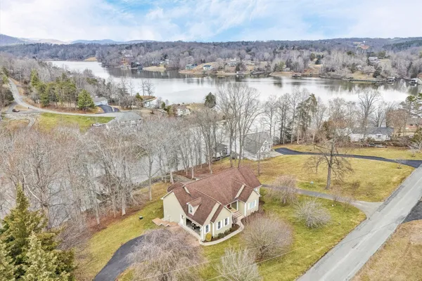 $1,260,000 | 353 Deerpath Drive, Hardy, VA 24101