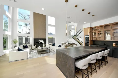 $2,990,000 | 2232 Swift Boulevard, Houston, TX 77030