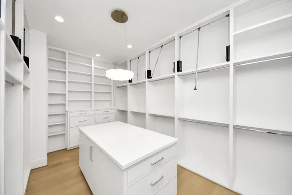 $2,990,000 | 2232 Swift Boulevard, Houston, TX 77030