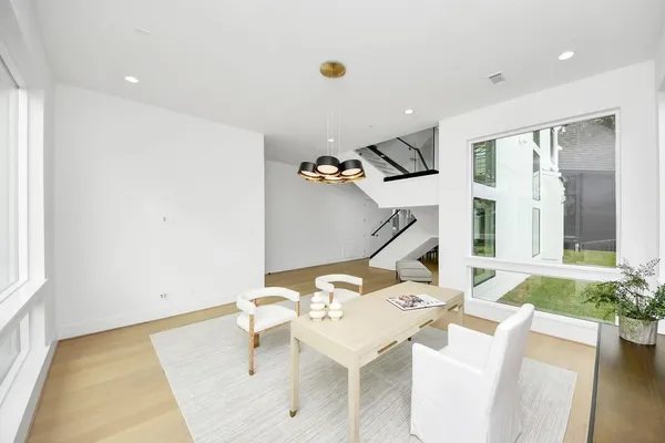 $2,990,000 | 2232 Swift Boulevard, Houston, TX 77030